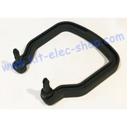 Handle for male connector...